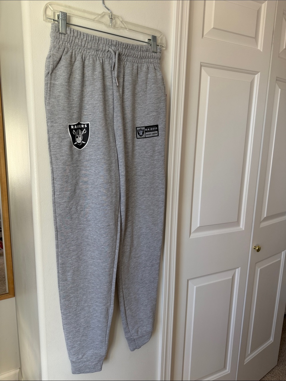 NFL Ultra Game - Grey Las Vegas Raiders Sweatpants Lounge Pants with Team Logo